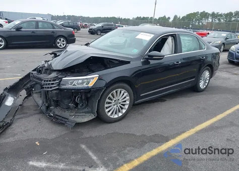 2017 Volkswagen Passat 1.8T Se z USA, uszkodzony, nr VIN 1VWBT7A38HC047172